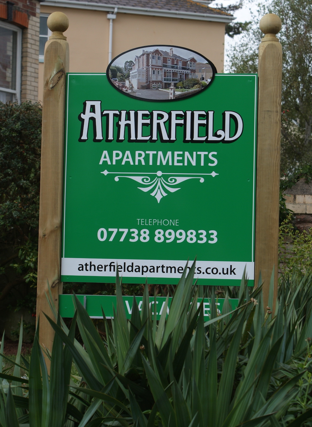 Paignton Sign Makers Green Wooden Posted Sign - Sign Art Signwriters