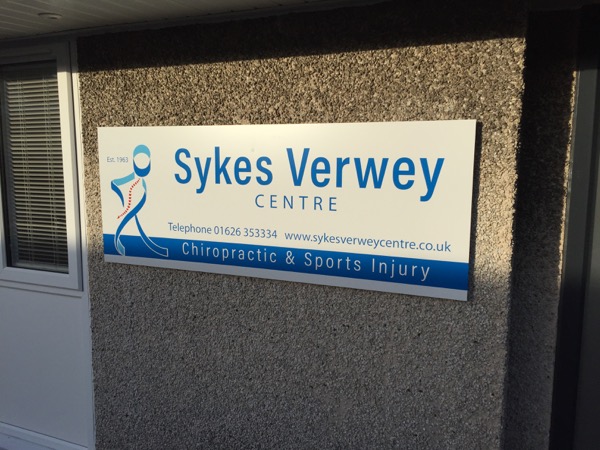 Wall signs in Dibond and mounted on a frame - Sign Art Signwriters